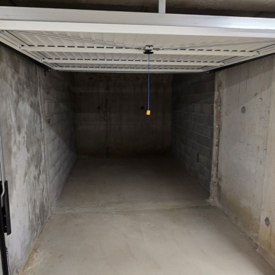 Garage / Parking AJACCIO (20090) 13.27m2 120 € 