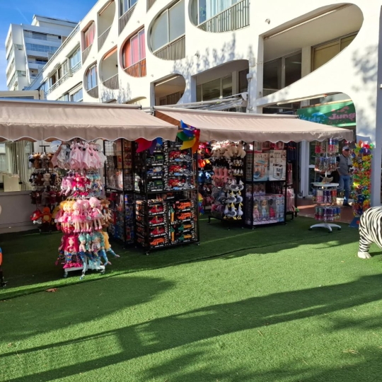 Local commercial LA GRANDE-MOTTE (34280) 45.00m2  - 1 700 € 