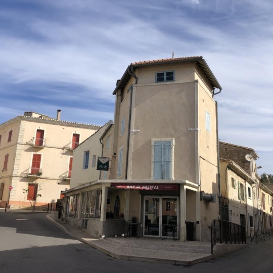 Immeuble SAINT-GILLES (30800) 100.00m2  - 159 900 € 