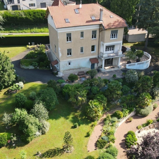 Domaines / Propriétés GRANDRIS (69870) 315.00m2 750 000 € 