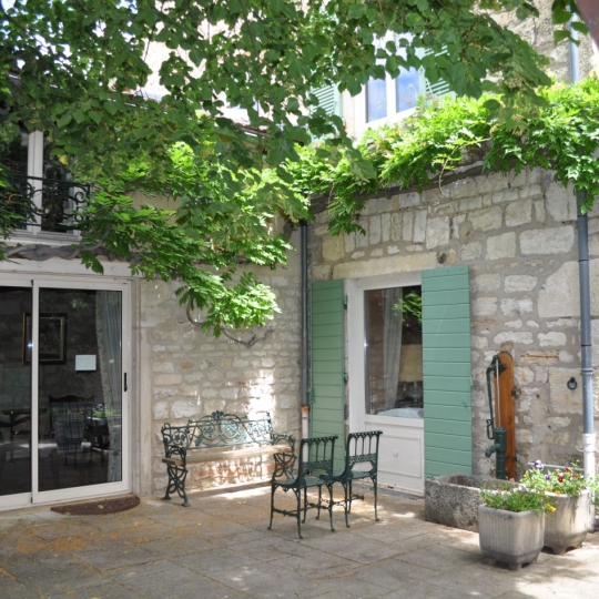 Réseau Immo-diffusion : Maison LUCENAY (69480) 242.00m2  595 000 € 