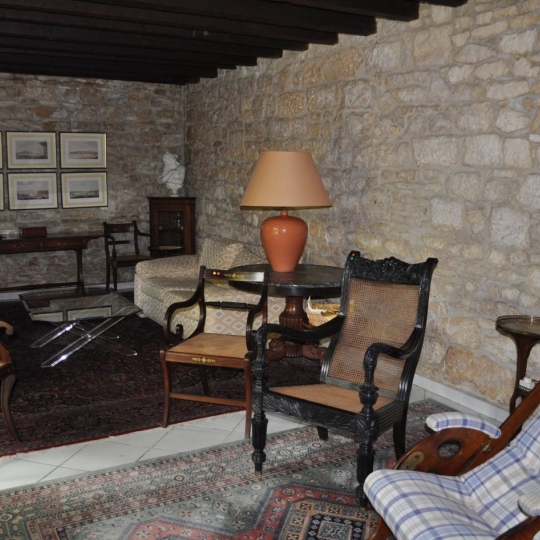 Réseau Immo-diffusion : Maison LUCENAY (69480) 242.00m2  595 000 € 
