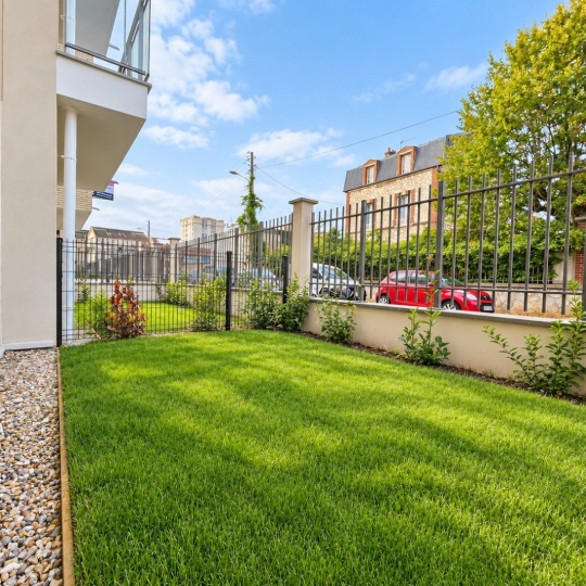 Réseau Immo-diffusion : Studio MANTES-LA-VILLE (78711) 28.86m2  730 € 