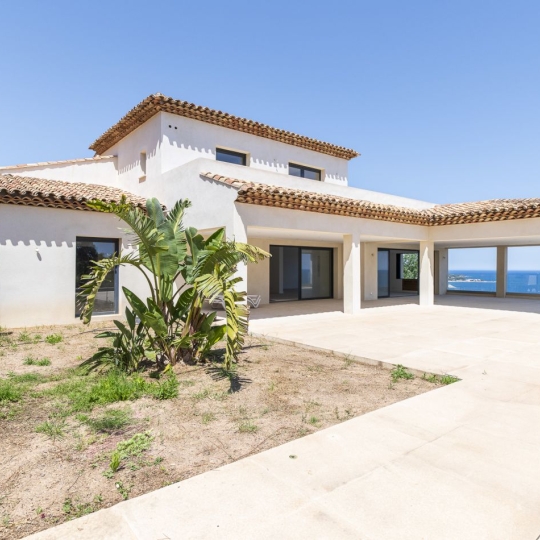 Réseau Immo-diffusion : Maison SAINTE-MAXIME (83120) 453.00m2  12 000 000 € 