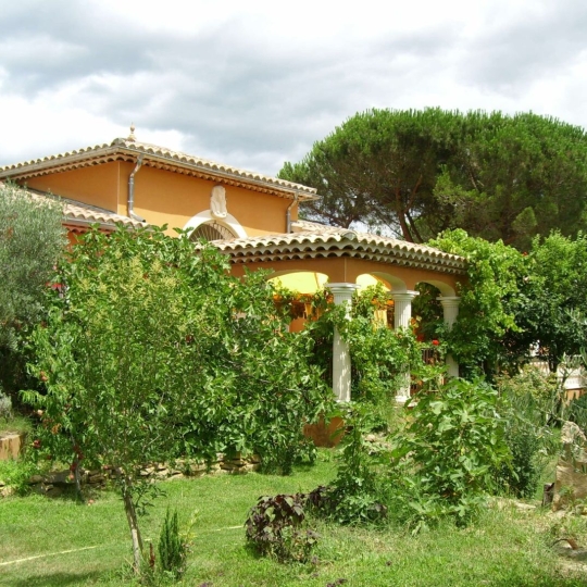 Maison TRESQUES (30330) 240.00m2  - 609 000 € 