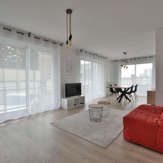 2 Pièces CHOLET (49300) 64.00m2 - 720 € 