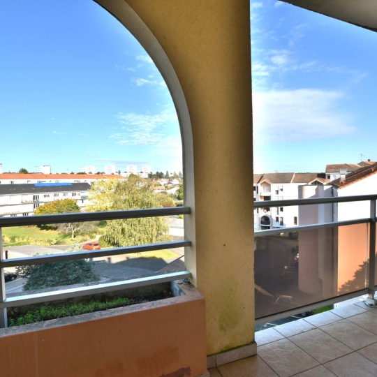 Appartement CHOLET (49300) 48.00m2 610 € 