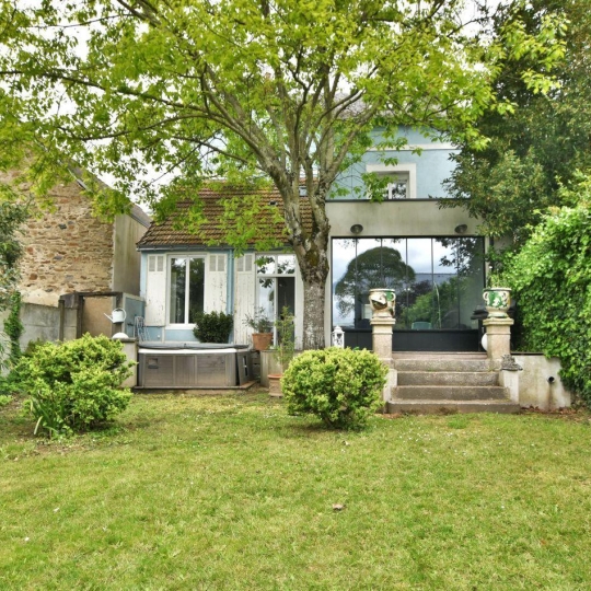 Maison CHOLET (49300) 210.00m2  - 399 900 € 