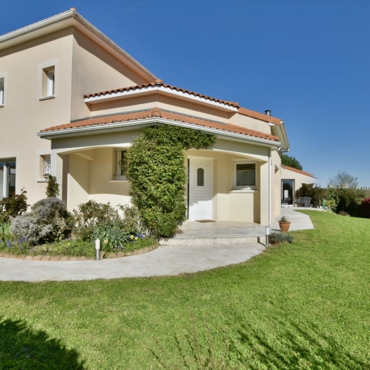 Maison CHOLET (49300) 195.00m2 - 457 600 € 