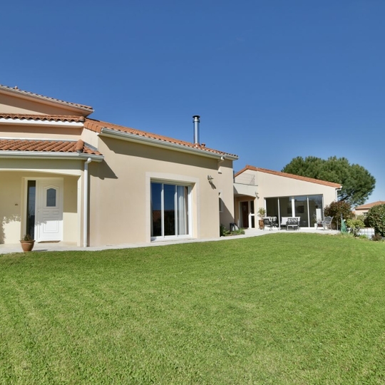 Maison / Villa CHOLET (49300) 195.00m2 436 800 € 