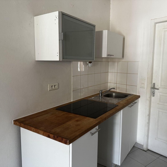 Réseau Immo-diffusion : 2 Pièces SORGUES (84700) 38.00m2  527 € 