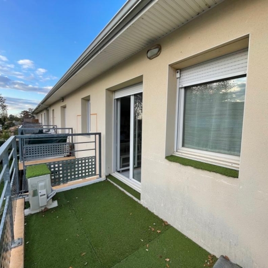 Appartement SORGUES (84700) 65.00m2 750 € 