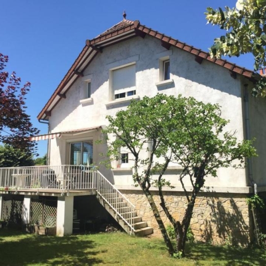 Maison SAINT-AMAND-MONTROND (18200) 163.00m2  - 153 725 € 