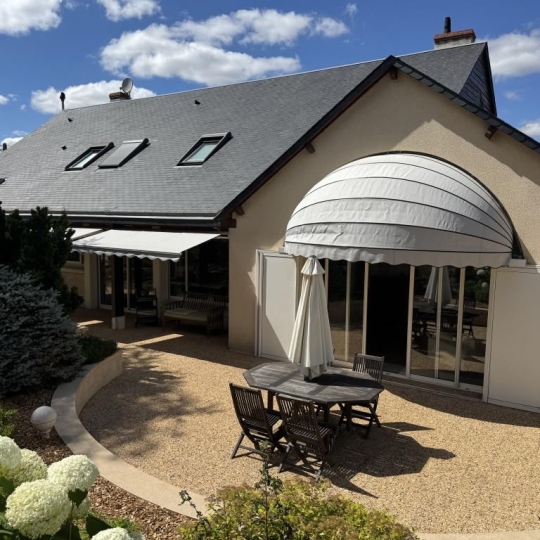 Maison SAINT-AMAND-MONTROND (18200) 196.00m2  - 402 300 € 