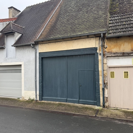 Garage SAINT-AMAND-MONTROND (18200) 26.00m2 - 23 000 € 