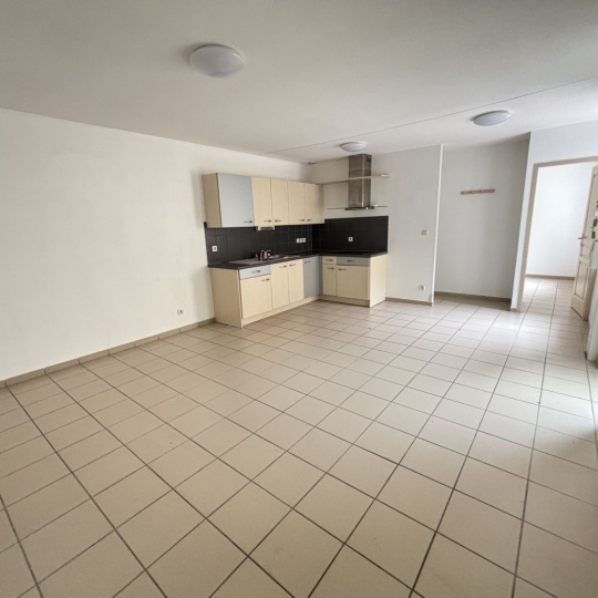 1 Pièce PONT-DE-VAUX (01190) 38.89m2  - 399 € 