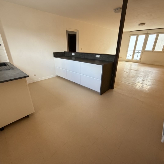 Réseau Immo-diffusion : 3 Pièces CHALAMONT (01320) 68.57m2  680 € 