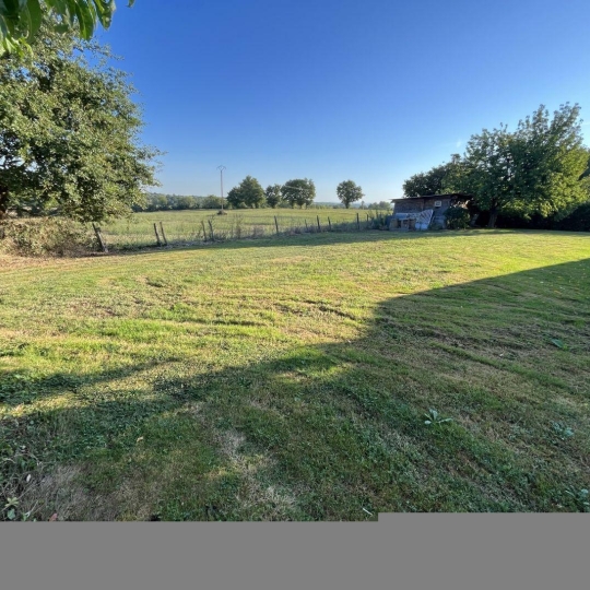 Terrain VANDEINS (01660) m2 70 000 € 