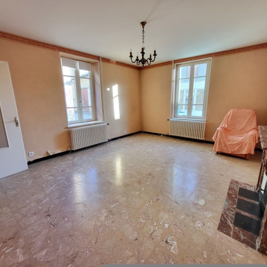 Maison / Villa VONNAS (01540) 144.00m2 185 000 € 