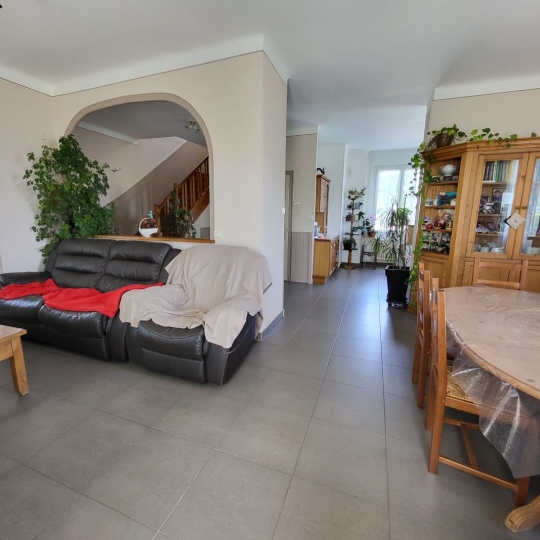 Réseau Immo-diffusion : Maison CHALAMONT (01320) 176.00m2  375 000 € 