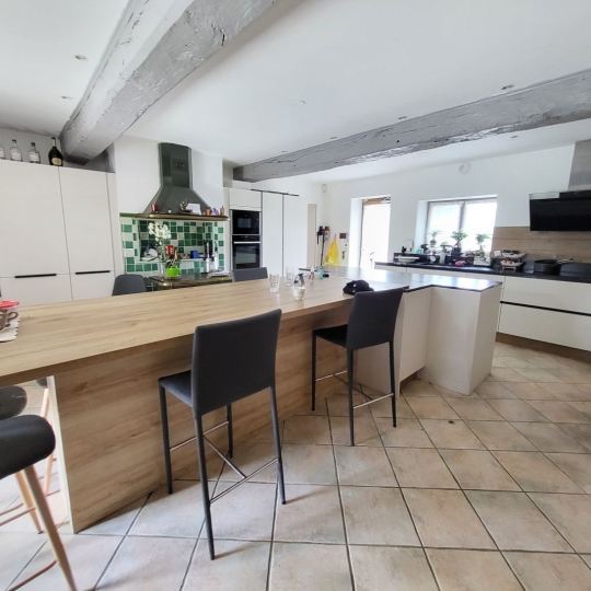 Réseau Immo-diffusion : Maison VILLARS-LES-DOMBES (01330) 358.00m2  590 000 € 