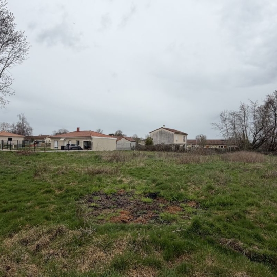 Réseau Immo-diffusion : Terrain SAINT-NIZIER-LE-DESERT (01320) m2  139 000 € 