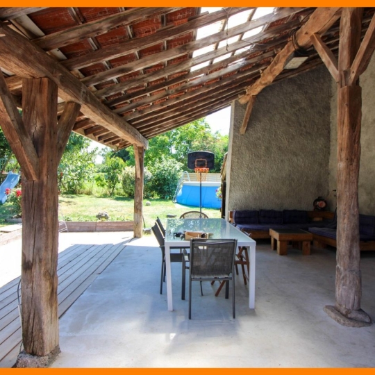 Maison / Villa PEROUGES (01800) 150.00m2 350 000 € 