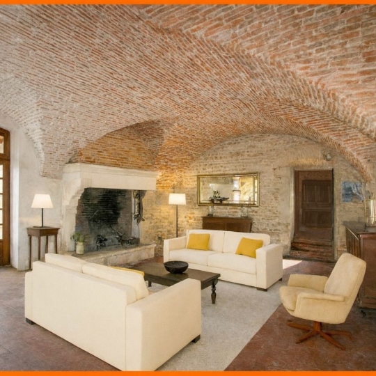 Réseau Immo-diffusion : 4 Pièces MONTLUEL (01120) 101.00m2  298 000 € 