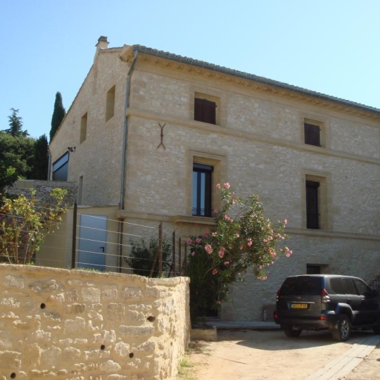 Maison / Villa SAINT-MAXIMIN (30700) 125.00m2 1 200 € 