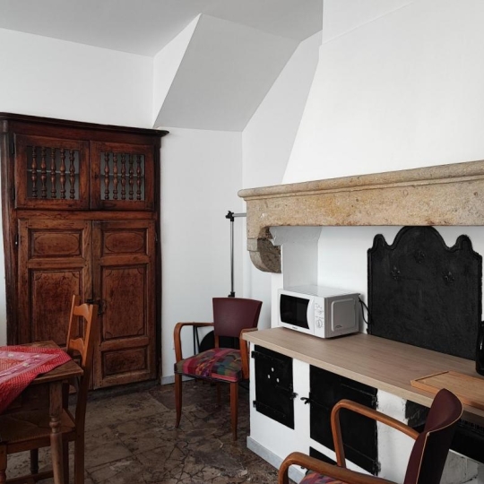 Studio NIMES (30000) 21.00m2  - 465 € 