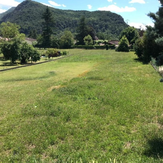 Terrain SAINT-UZE (26240) m2  - 66 500 € 