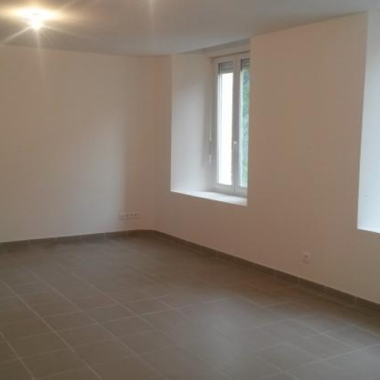 Appartement ALLEGRE-LES-FUMADES (30500) 91.19m2 800 € 