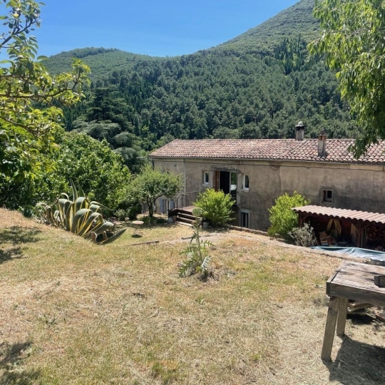 Appartement SAINT-JEAN-DE-VALERISCLE (30960) 117.95m2 850 € 