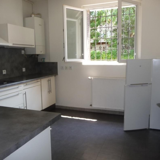 Appartement GRENOBLE (38000) 28.00m2 580 € 