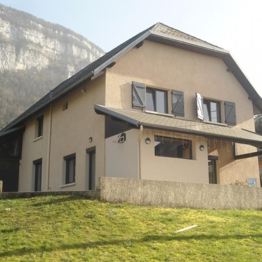 Maison / Villa ATTIGNAT-ONCIN (73610) m2 412 000 € 