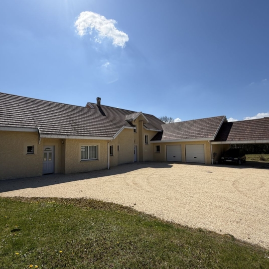 Réseau Immo-diffusion : Villa SAINT-GEOIRE-EN-VALDAINE (38620) 240.00m2  520 000 € 