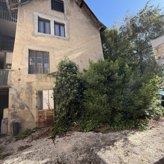 Réseau Immo-diffusion : Maison de village LE PONT-DE-BEAUVOISIN (73330) 65.00m2  56 000 € 