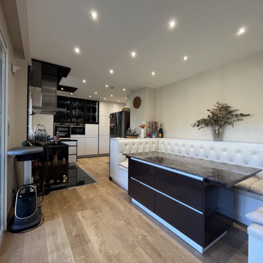 Réseau Immo-diffusion : Maison MARSEILLE (13012) 142.00m2  550 000 € 