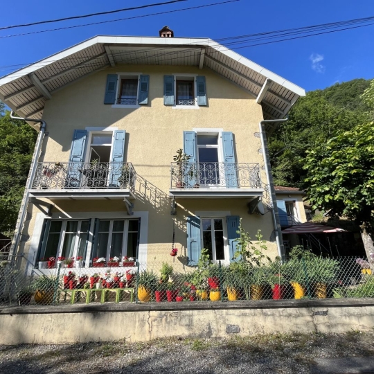 Maison / Villa TALLOIRES (74290) 230.00m2 1 365 000 € 