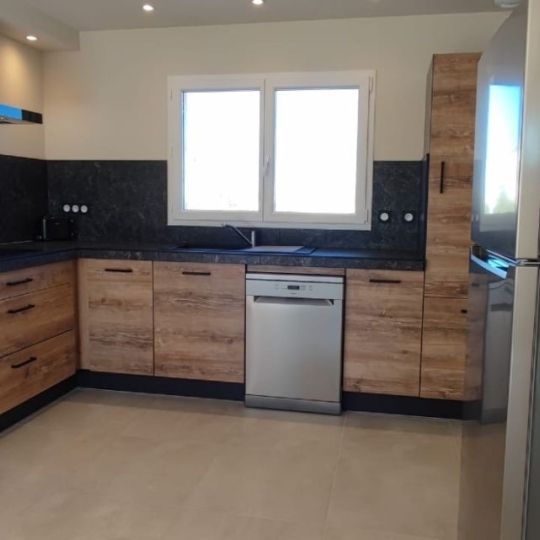 Maison / Villa SANILHAC-SAGRIES (30700) 95.00m2 1 350 € 