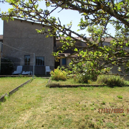 Maison de village SAINT-JUST-LA-PENDUE (42540) 157.00m2 - 135 000 € 