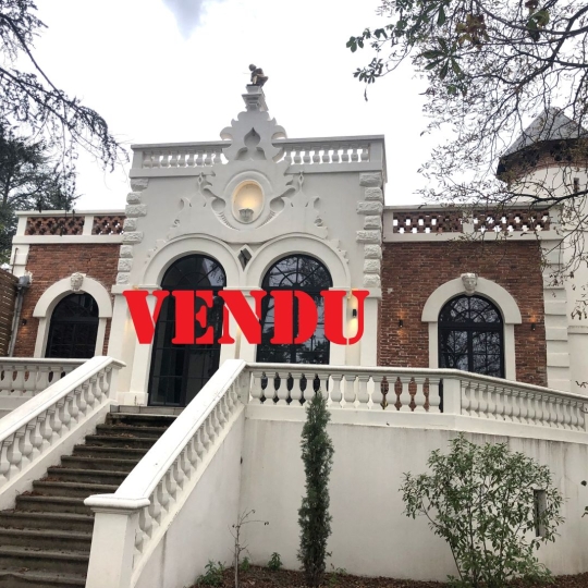 Domaines / Propriétés SAINT-CYPRIEN (42160) 254.00m2 549 000 € 