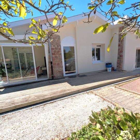 Réseau Immo-diffusion : Maison CORDELLE (42123) 169.00m2  285 000 € 