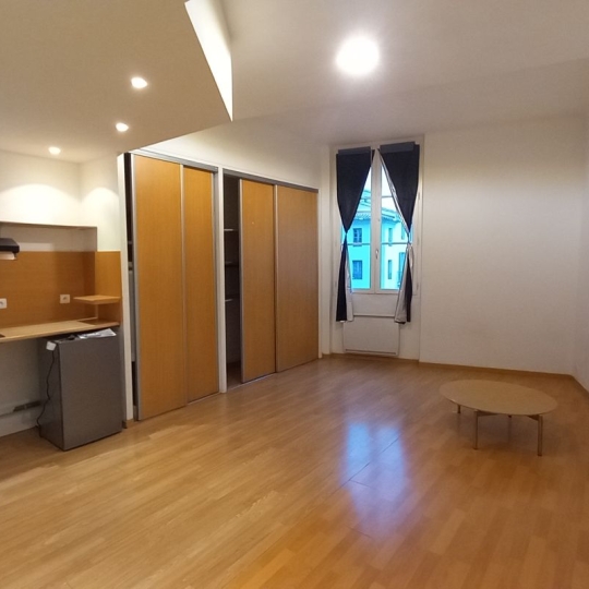 Réseau Immo-diffusion : Studio NIMES (30900) 28.20m2  417 € 