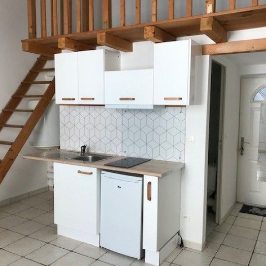 Réseau Immo-diffusion : Studio NIMES (30900) 24.37m2  424 € 