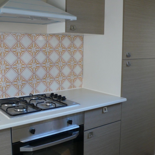 Réseau Immo-diffusion : 2 Pièces NIMES (30900) 39.96m2  466 € 