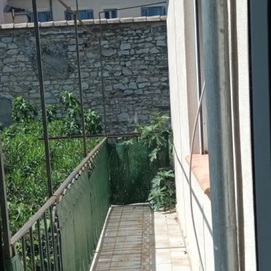 Réseau Immo-diffusion : 5 Pièces NIMES (30900) 122.00m2  1 230 € 
