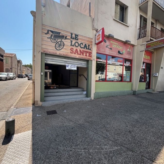 Local commercial NIMES (30900) 276.00m2 - 2 500 € 