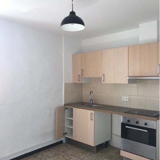 Appartement MILHAUD (30540) 54.86m2 519 € 