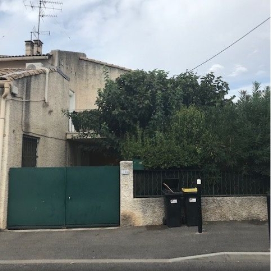 Réseau Immo-diffusion : Maison NIMES (30900) 73.19m2  1 019 € 